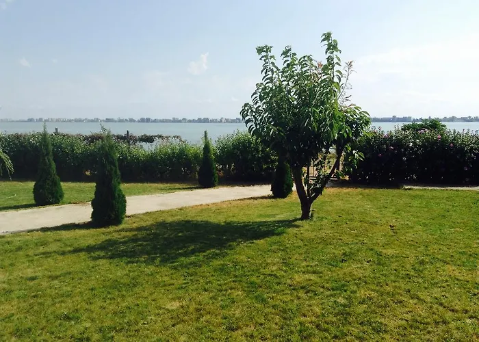 La Cer بيت ضيافة كونستانتا